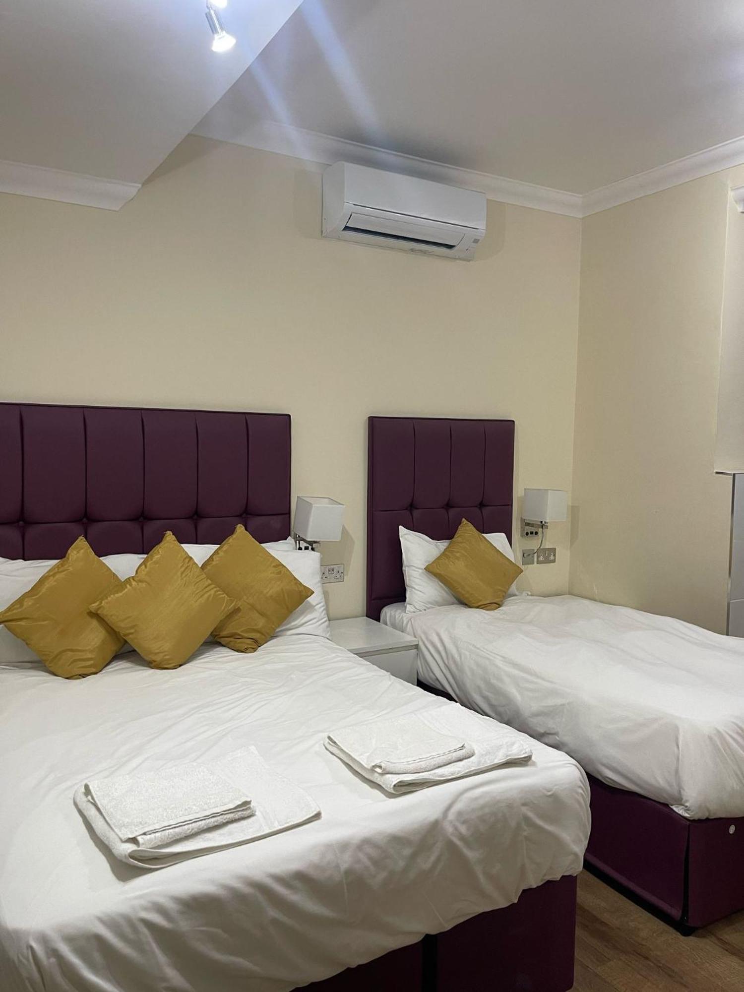 הונסלו Crompton Guest House מראה חיצוני תמונה