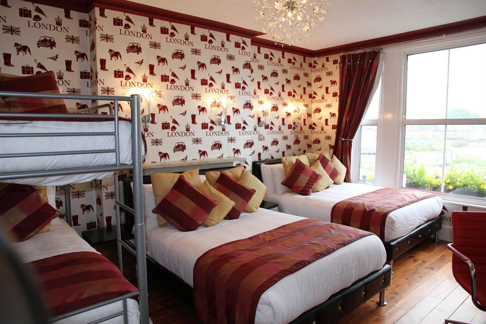 הונסלו Crompton Guest House מראה חיצוני תמונה